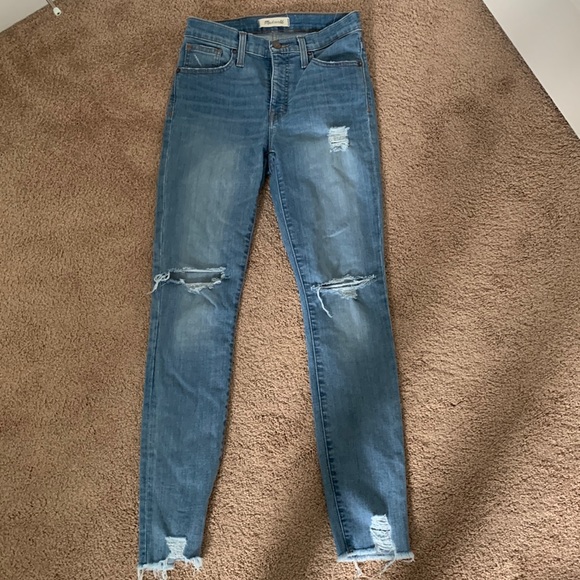 Madewell 9” High Rise Skinny. - Picture 1 of 2